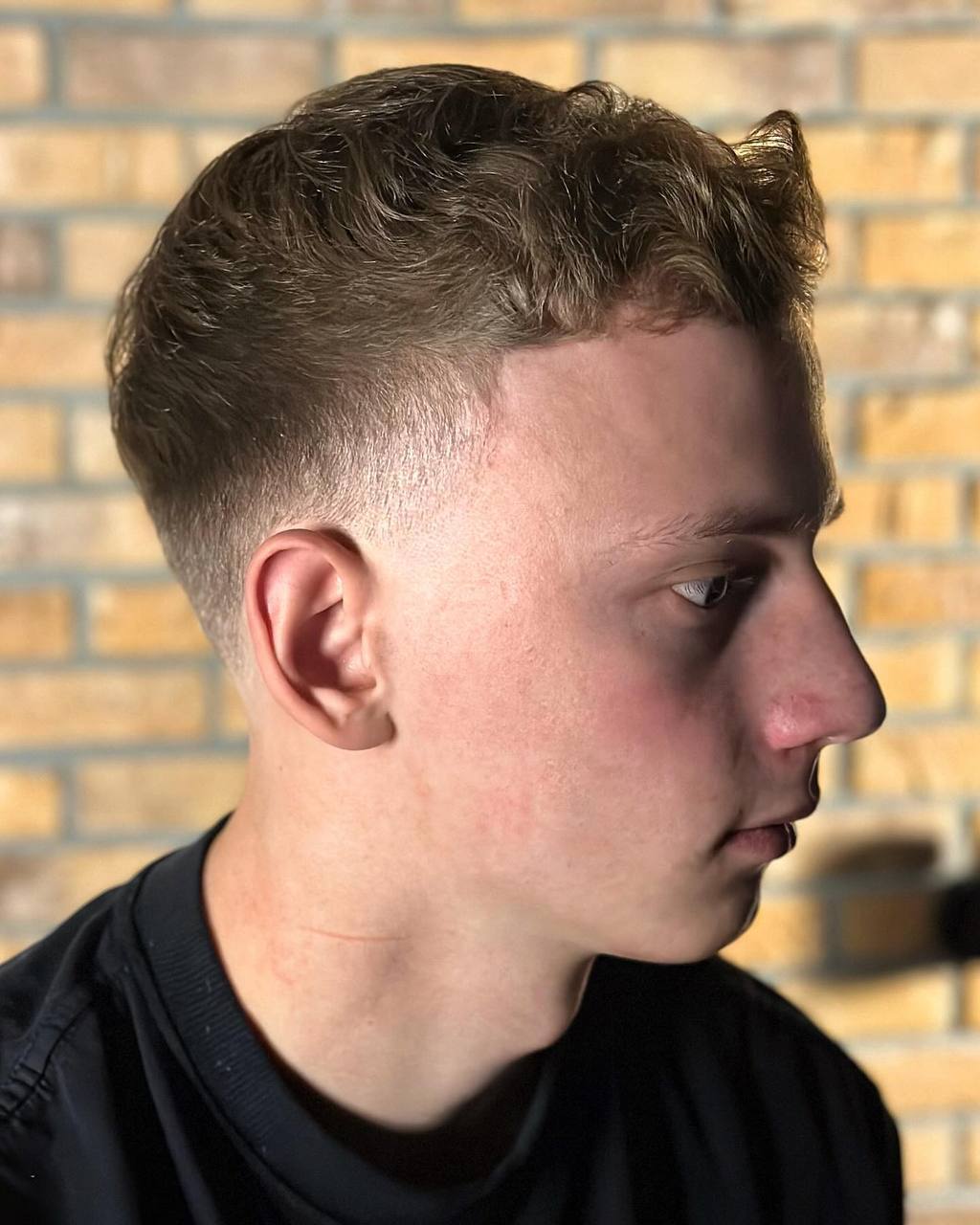 French crop haircut, fade detail, by barber Alex at BRODSKI Barbershop Wilanów, Warszawa